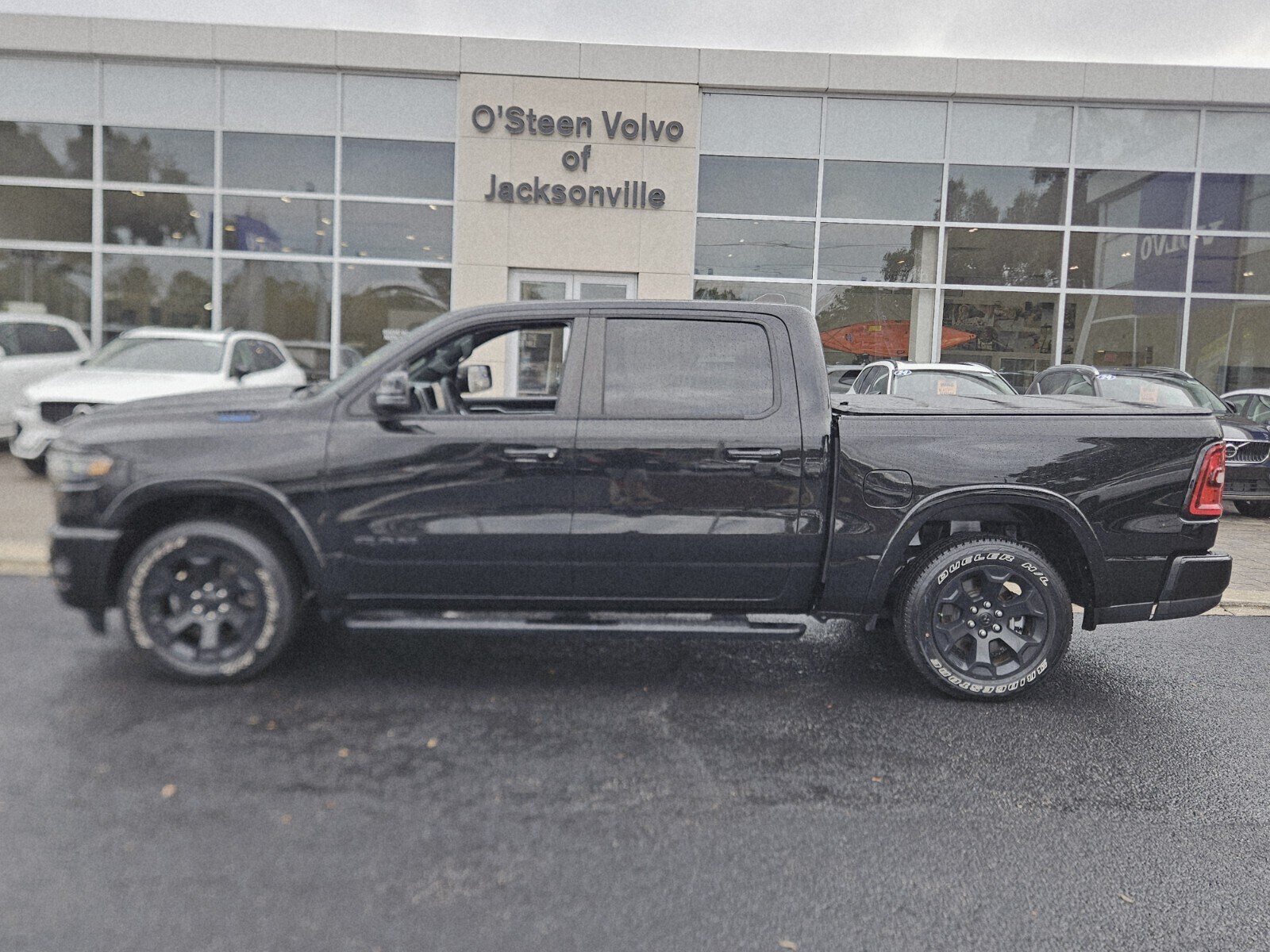 2025 Ram 1500 Big Horn Lone Star photo 3