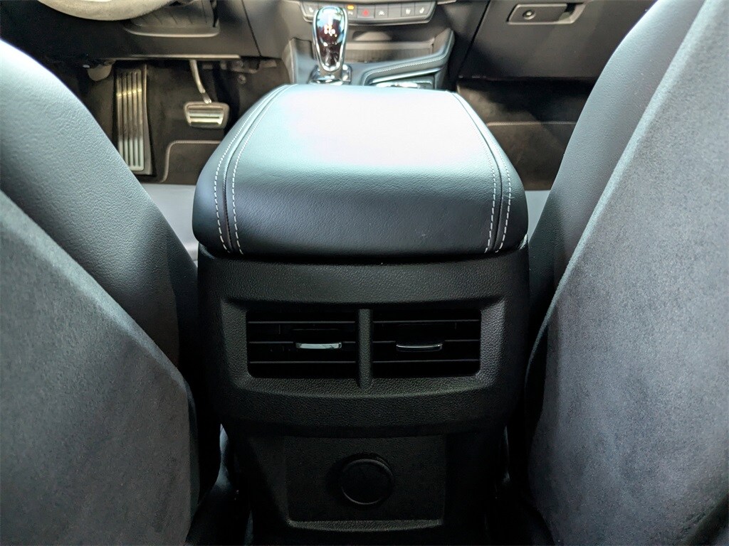 2024 Cadillac CT4 photo 4