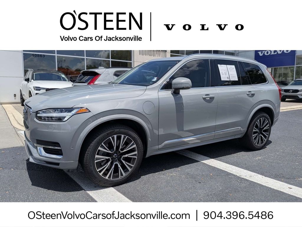 Used 2025 Volvo XC90 plug-in hybrid T8 Plus 6-Seater SUV