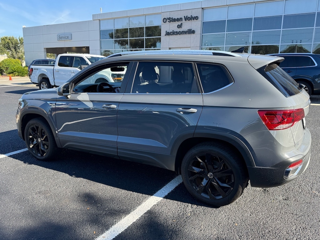 Used 2022 Volkswagen Taos 1.5T SE SUV