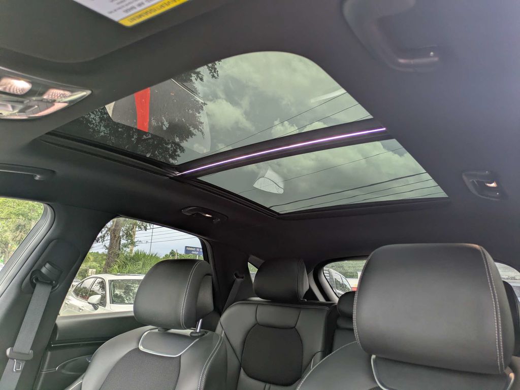 2025 GENESIS GV70 Sport - Photo 26