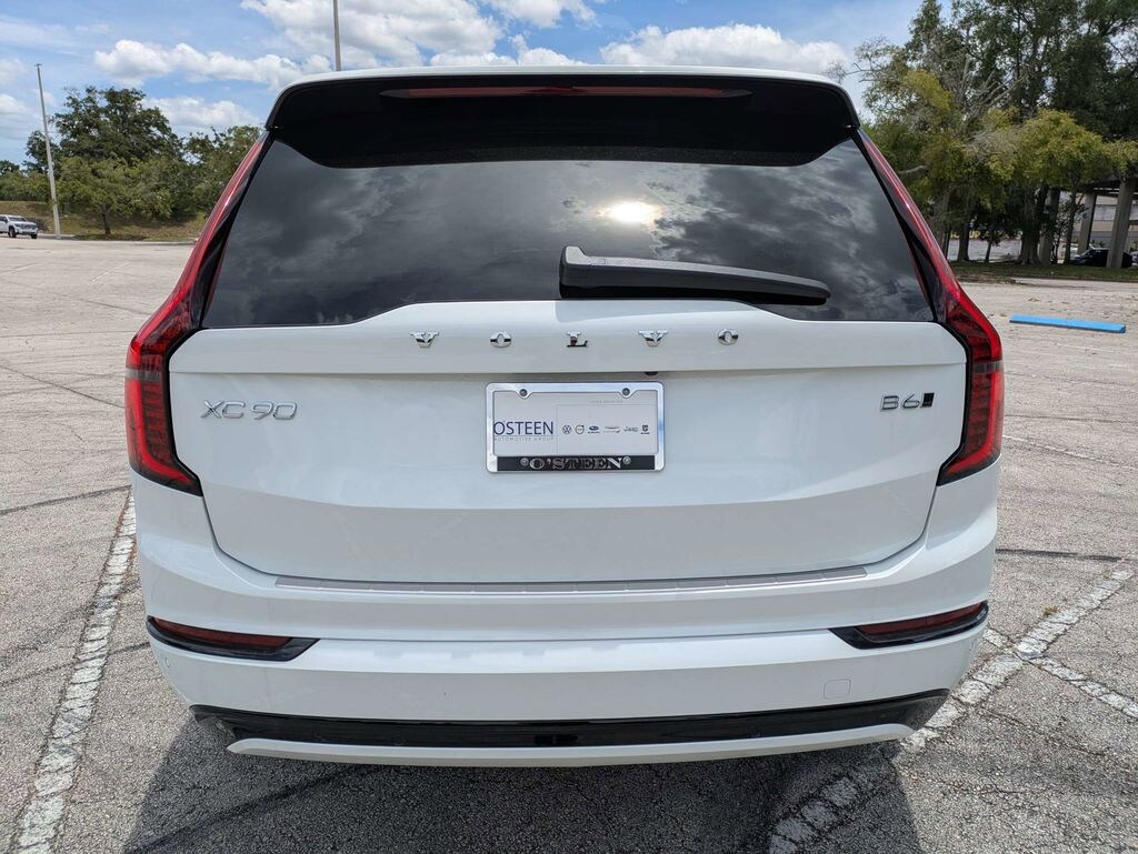 New 2026 Volvo XC90 B6 Ultra Dark Theme 7-Seater SUV