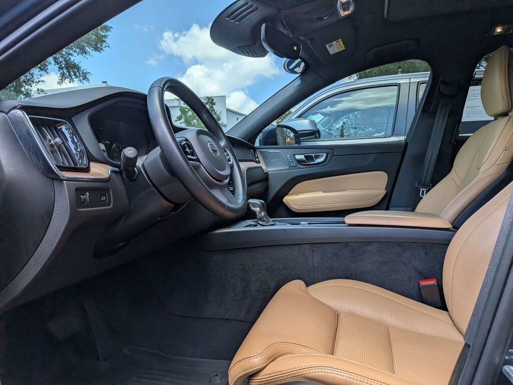 Used 2021 Volvo XC60 T5 Inscription SUV
