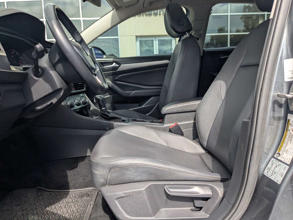 3VWC57BUXKM156194