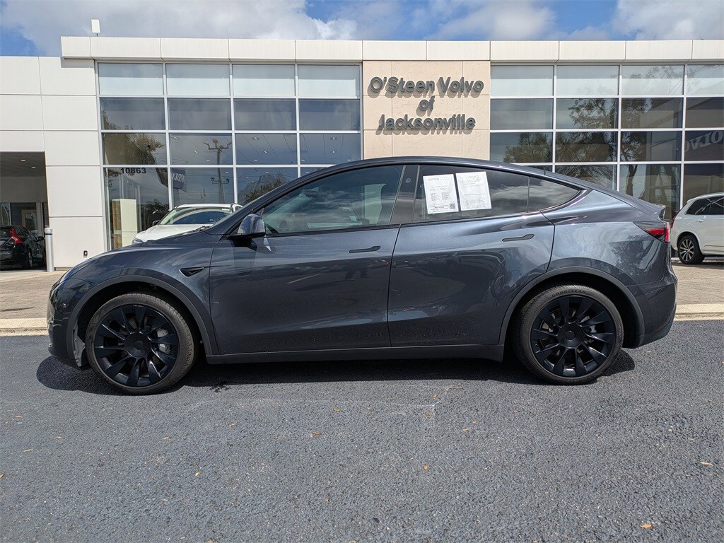 Used 2024 Tesla Model Y Long Range SUV