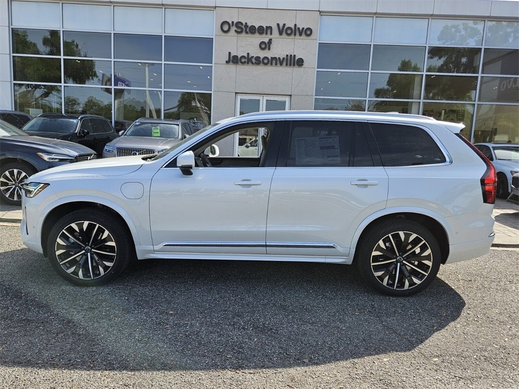 New 2025 Volvo XC90 plug-in hybrid T8 (2025.5) Ultra 7-Seater SUV