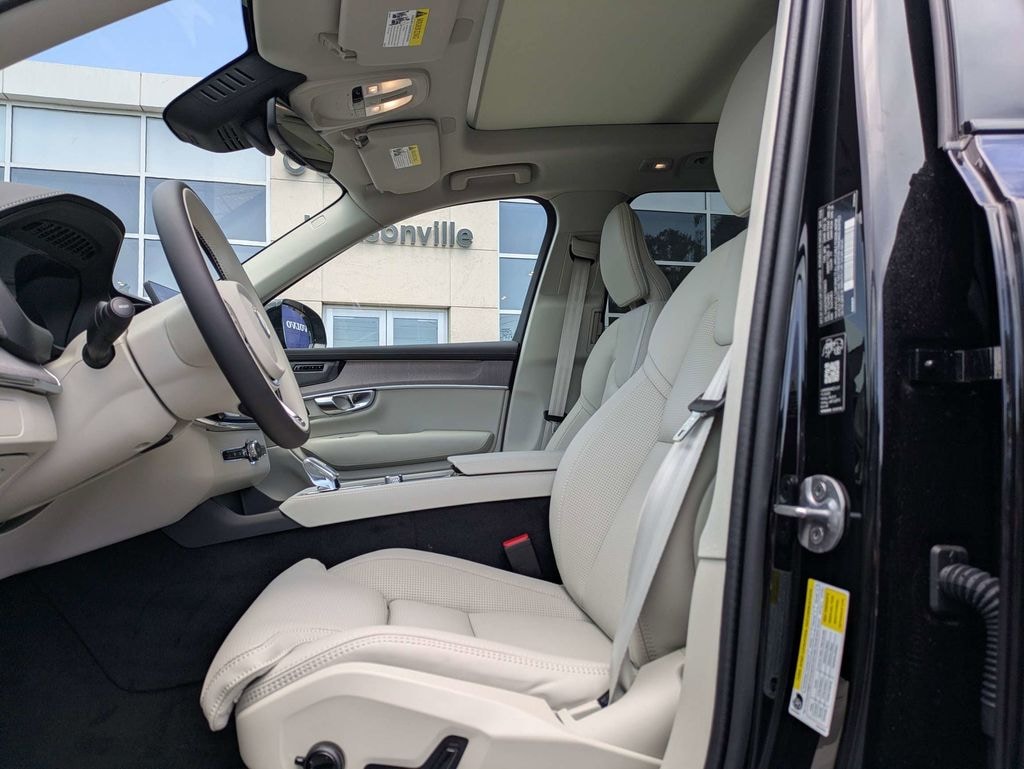 New 2026 Volvo XC90 B6 Ultra Dark Theme 7-Seater SUV