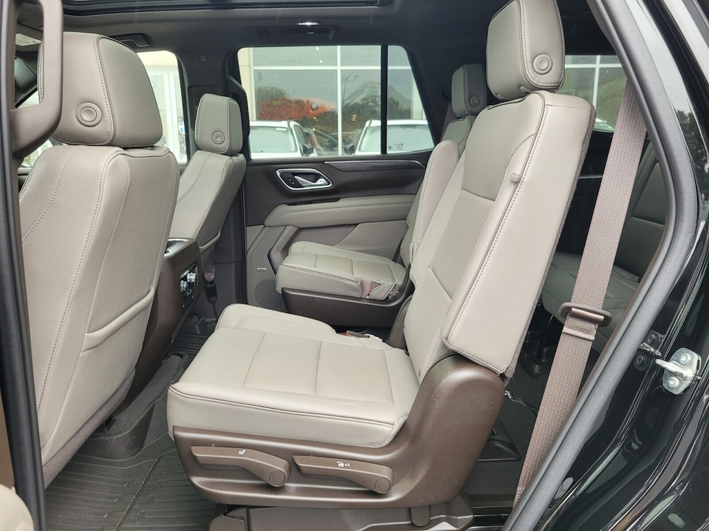 Used 2023 GMC Yukon SLT SUV