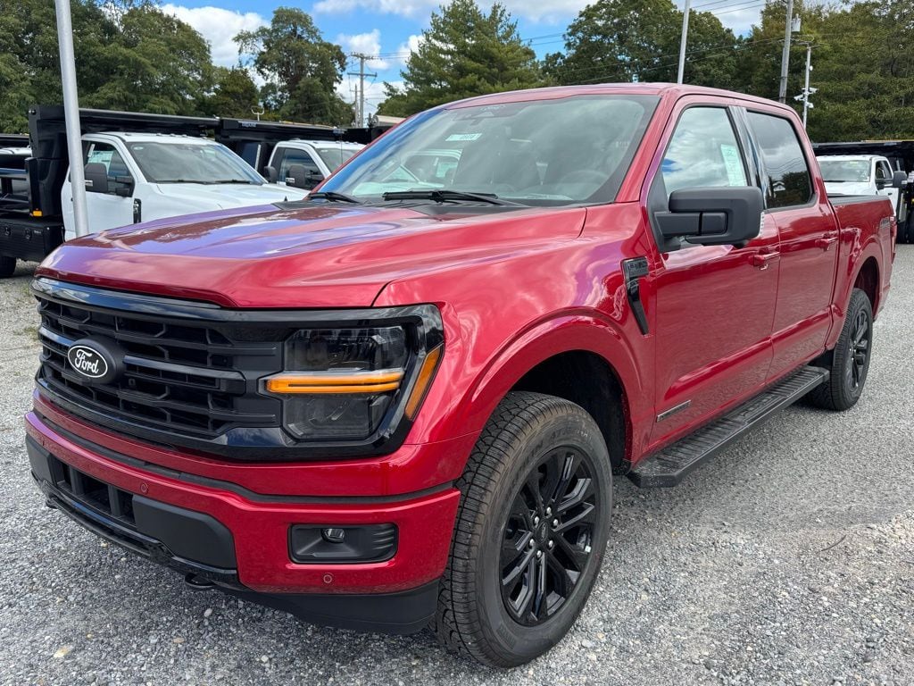 New 2025 Ford F-150 XLT Truck SuperCrew Cab