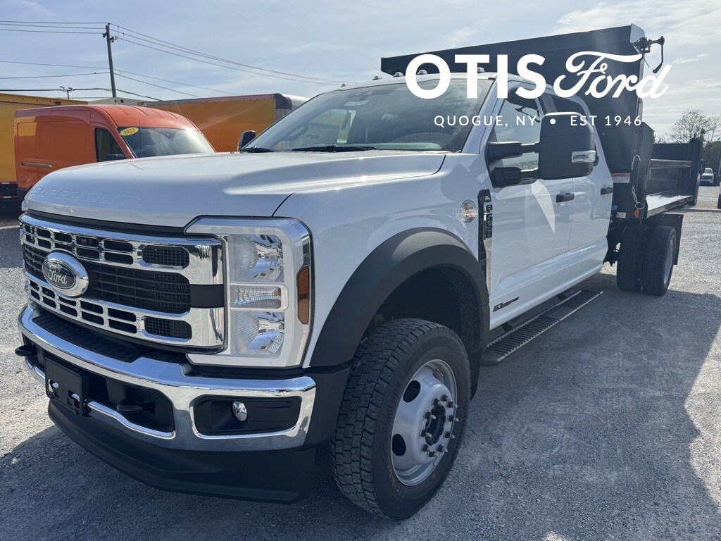 2025 Ford F-550 XL photo 3
