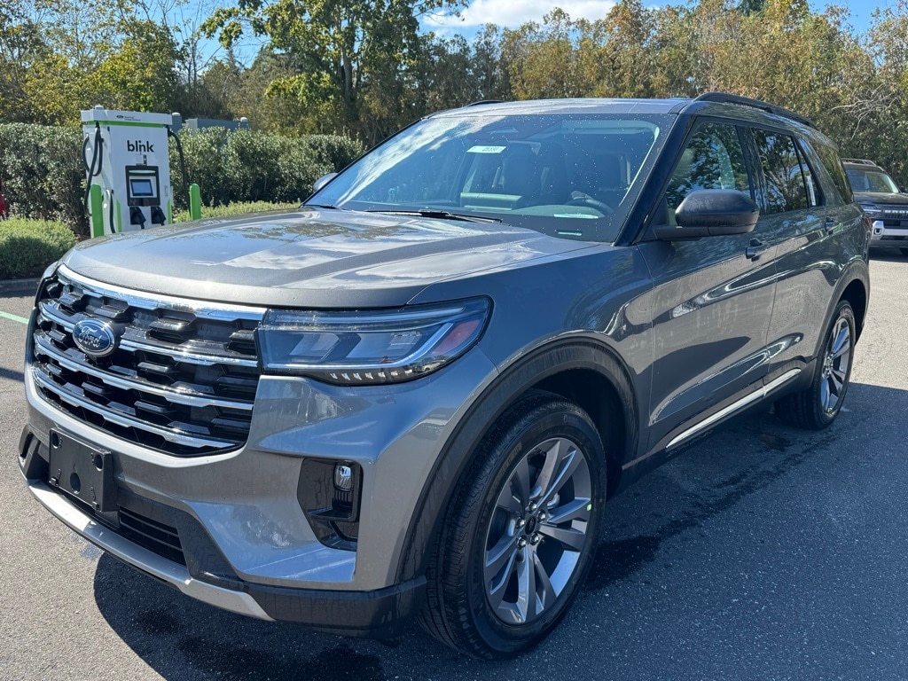 New 2025 Ford Explorer Active SUV