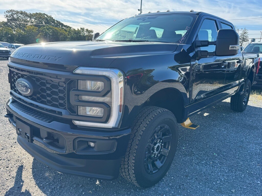 2026 Ford F-250 XL photo 3