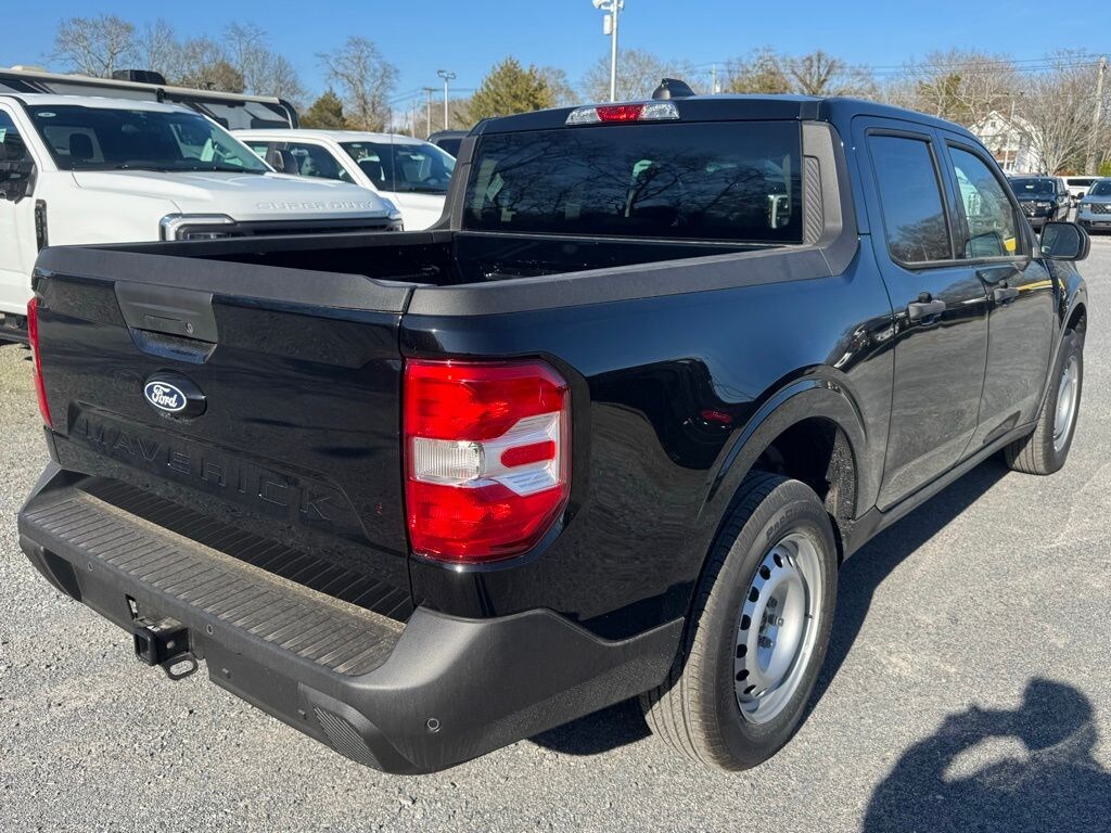 New 2026 Ford Maverick XL Truck SuperCrew