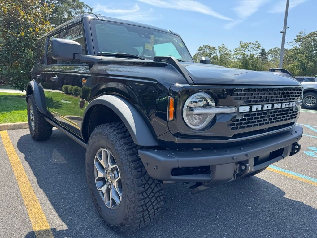 New 2025 Ford Bronco Badlands SUV