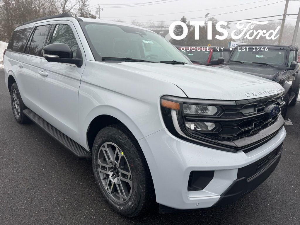 2026 Ford Expedition Active MAX 4x4's photo