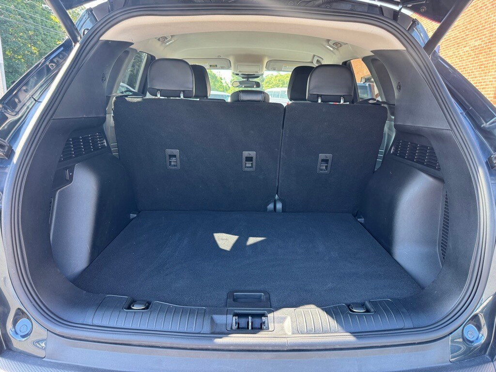 2022 Ford Escape SEL photo 4