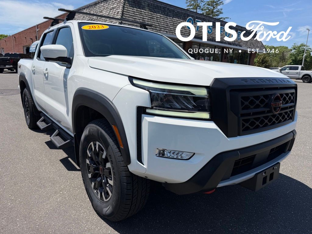 2023 Nissan Frontier PRO-4X Crew Cab 4X4's photo