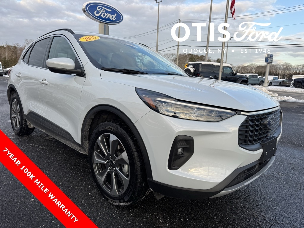 2025 Ford Escape Platinum