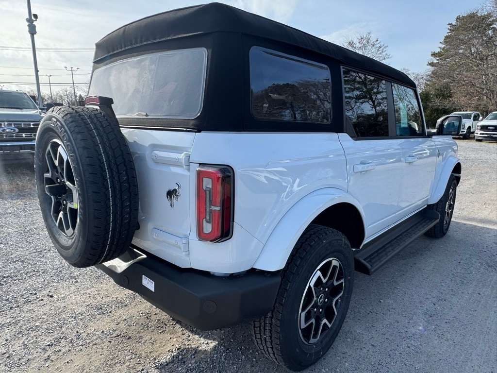 New 2025 Ford Bronco Outer Banks SUV