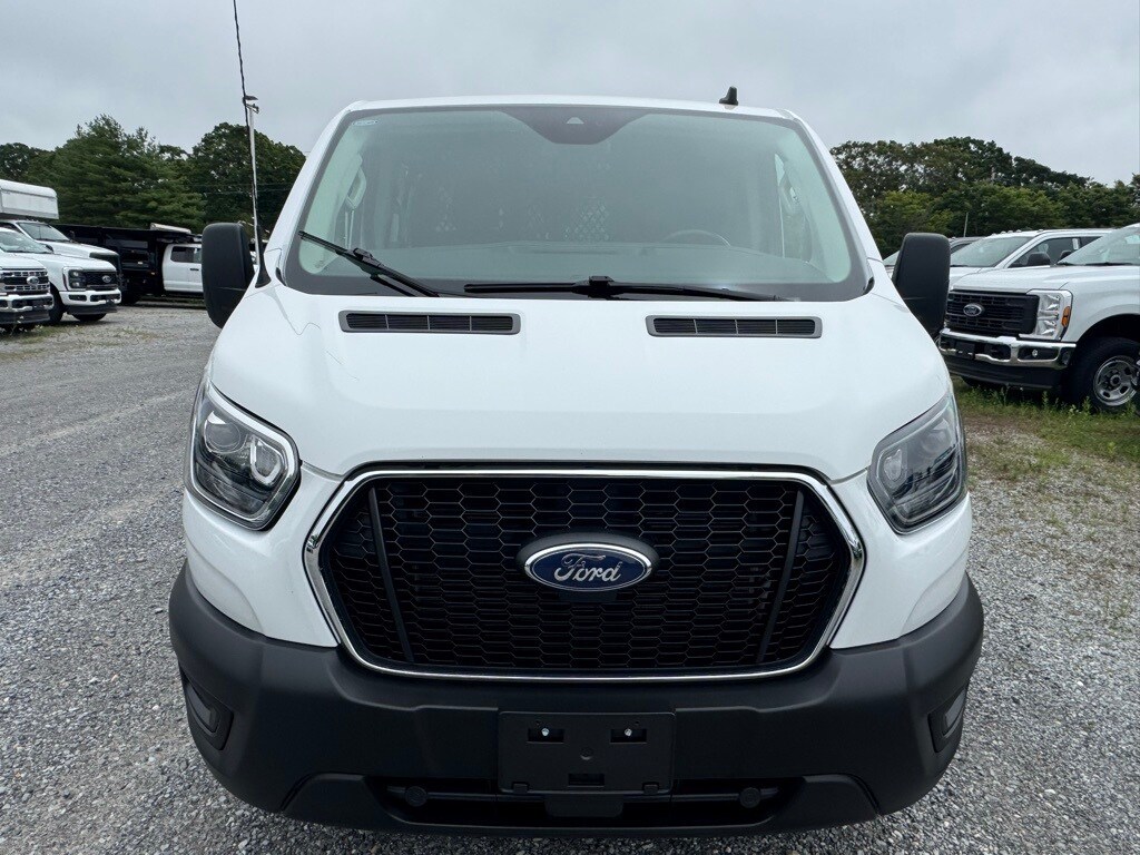 2023 Ford Transit photo 2