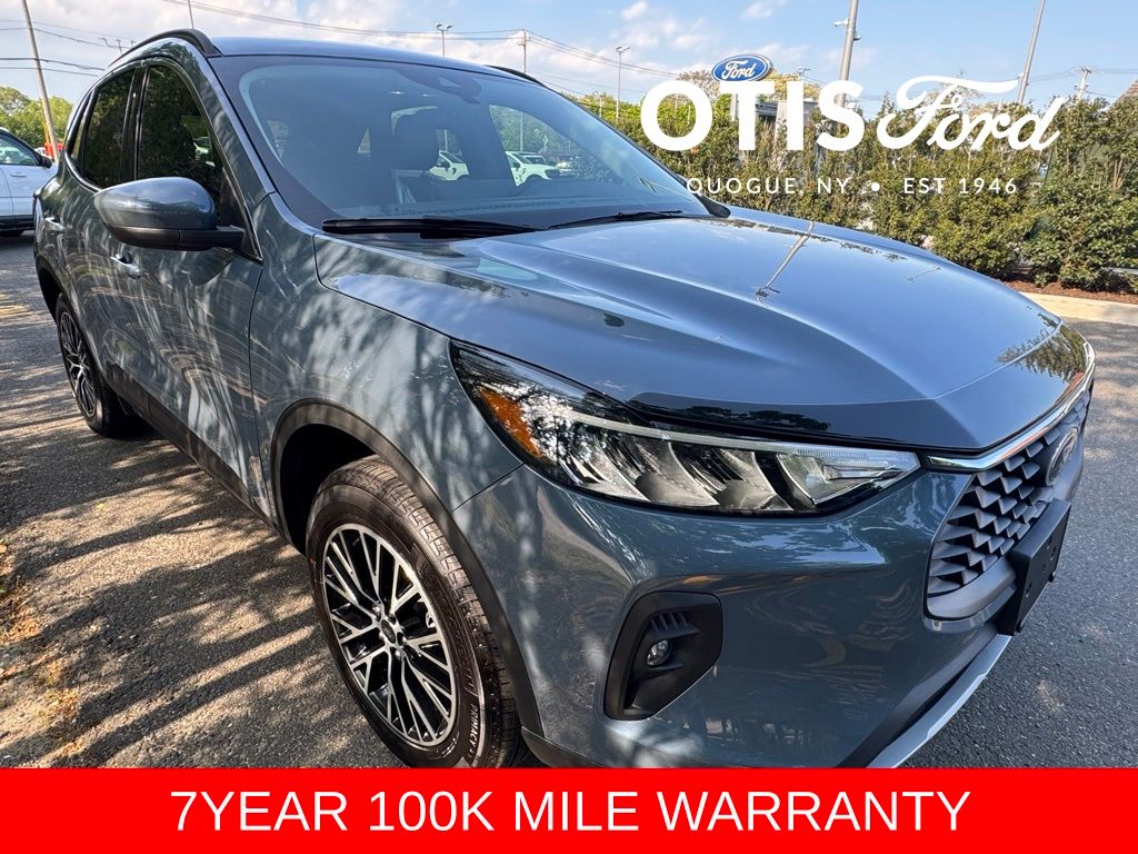 2025 Ford Escape PHEV FWD's photo