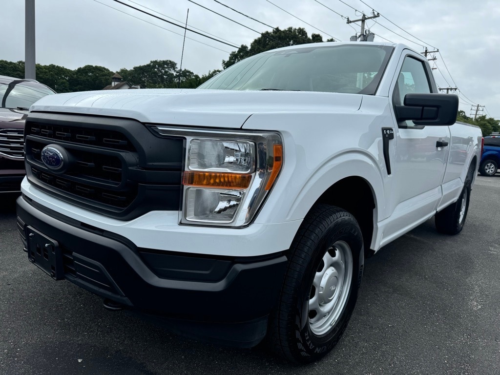 Used 2022 Ford F-150 XL with VIN 1FTMF1EB3NKE12358 for sale in Quogue, NY