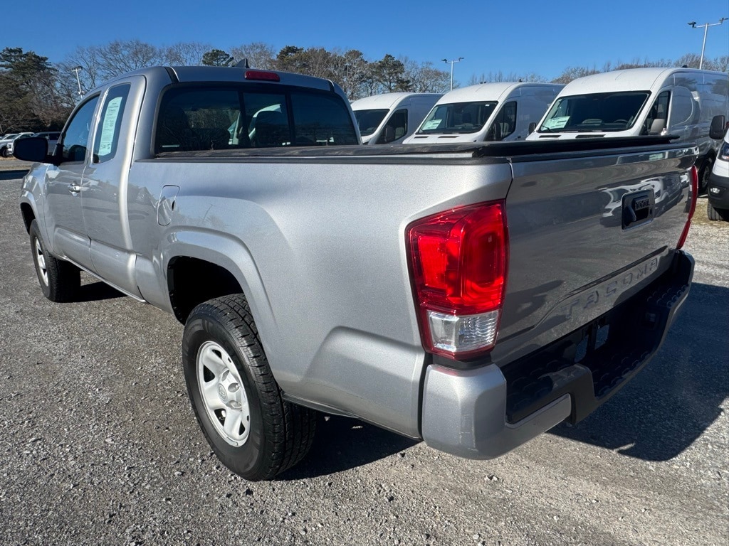 Used 2017 Toyota Tacoma SR Truck Access Cab
