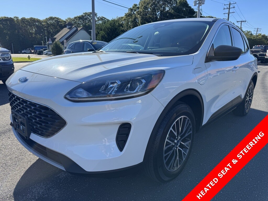 2022 Ford Escape Plug-In Hybrid SE photo 3