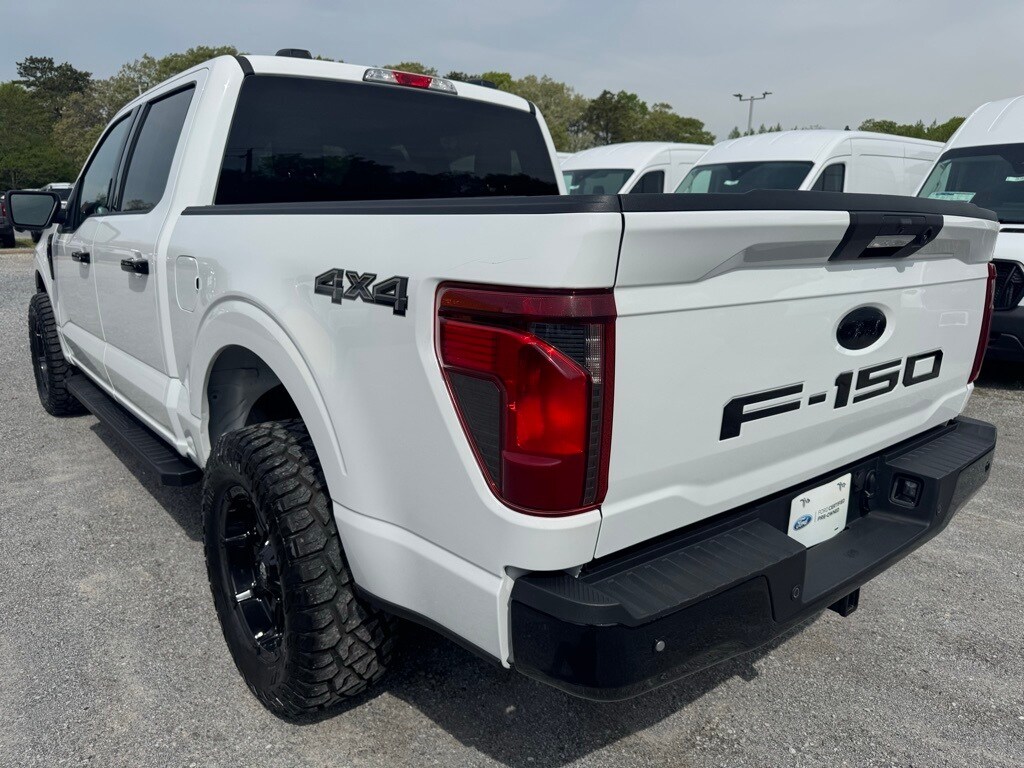 2024 Ford F-150 XLT photo 4