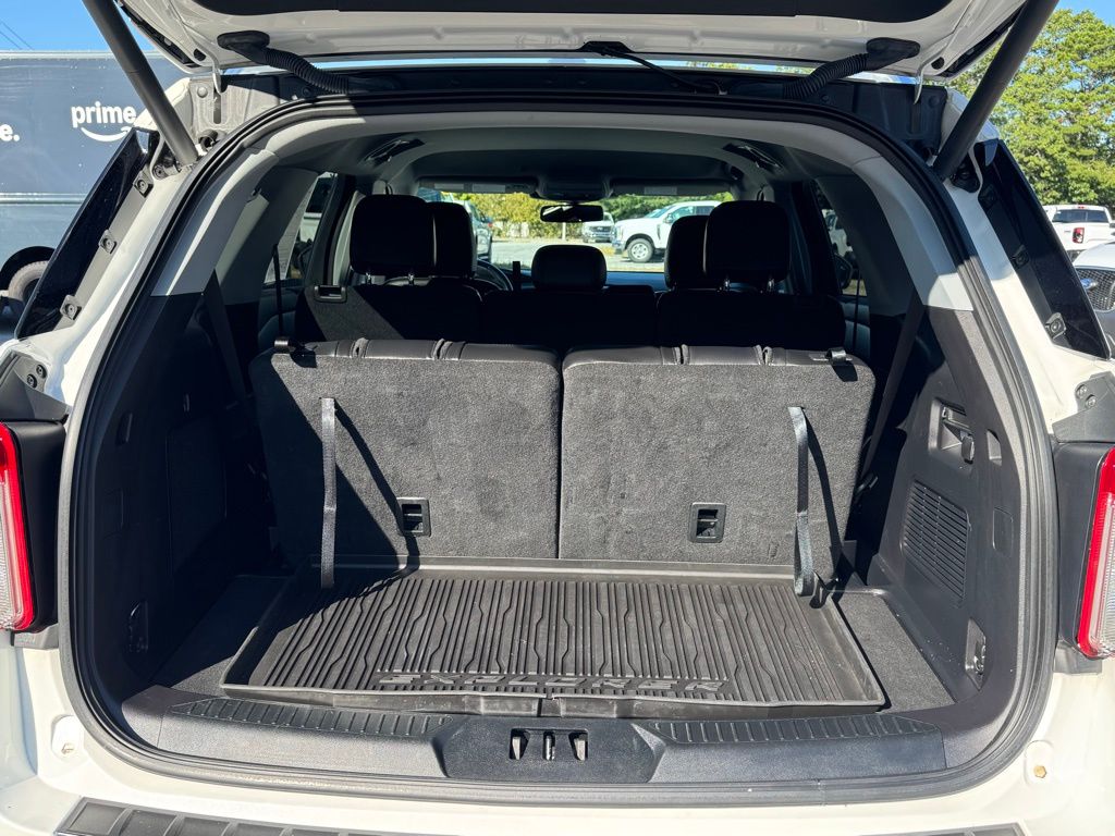 2022 Ford Explorer Limited - Photo 6