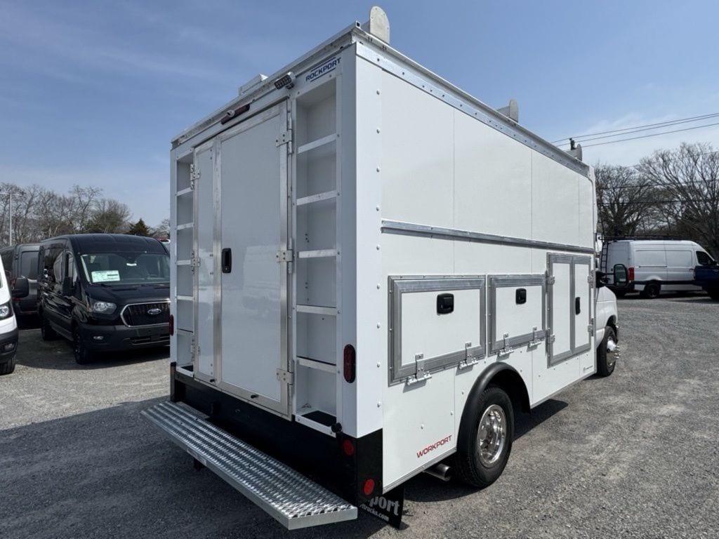 2026 Ford E-Series Cutaway Base - Photo 5