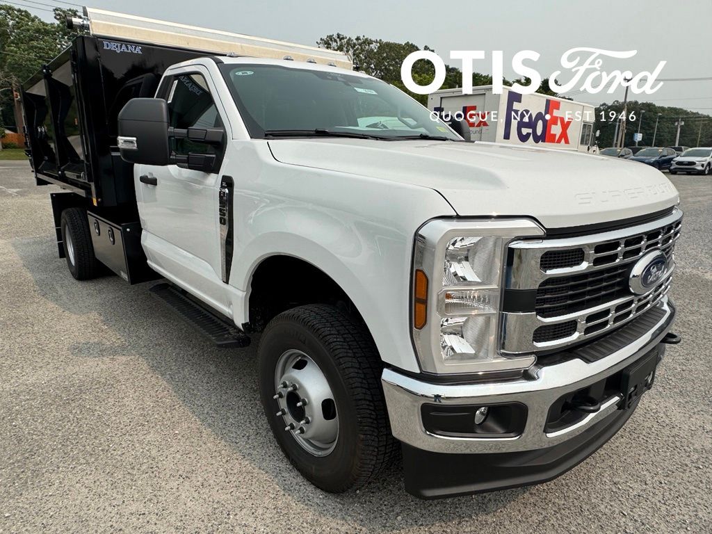 2026 Ford F-350 Super Duty Chassis Cab