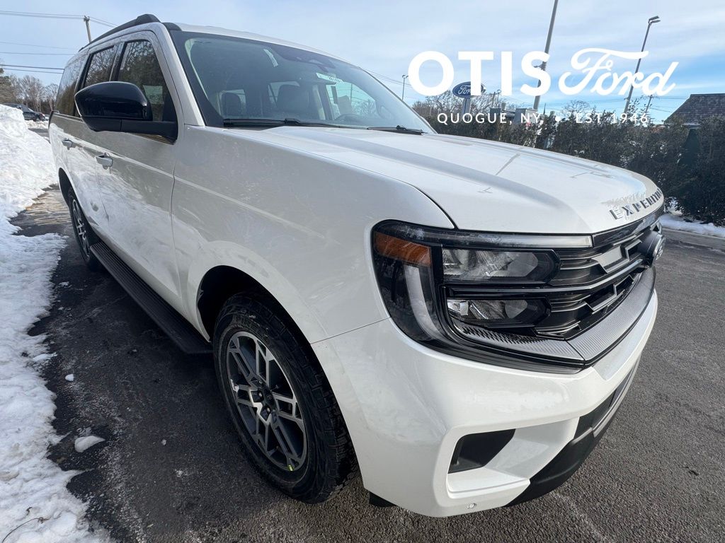 2026 Ford Expedition Active 4x4's photo