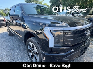 2025 Ford F-150 Lightning Platinum Truck SuperCrew Cab