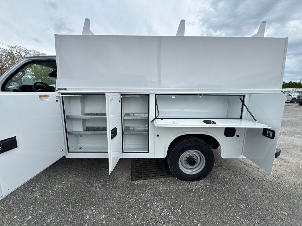 2026 Ford E-Series Cutaway Base - Photo 12