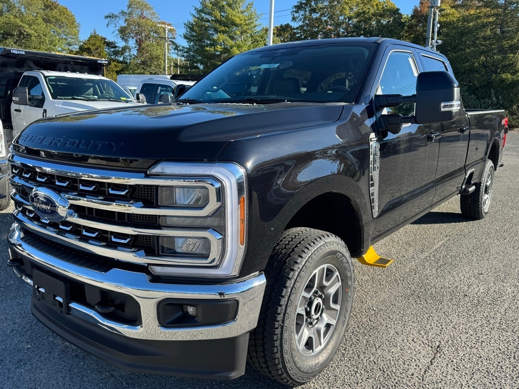 New 2026 Ford F-350 Lariat Truck Crew Cab