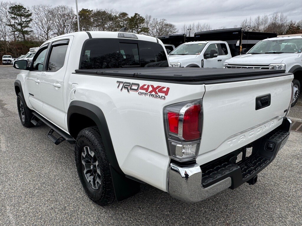 2023 Toyota Tacoma TRD Off-Road photo 4
