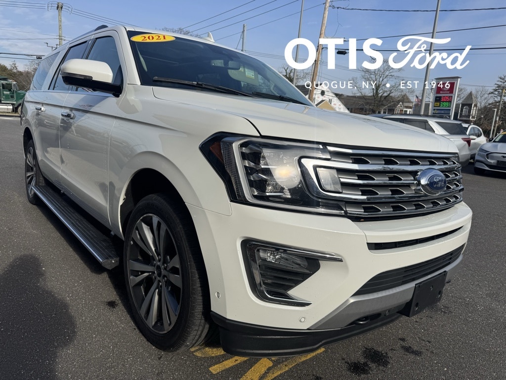 2021 Ford Expedition Limited's photo