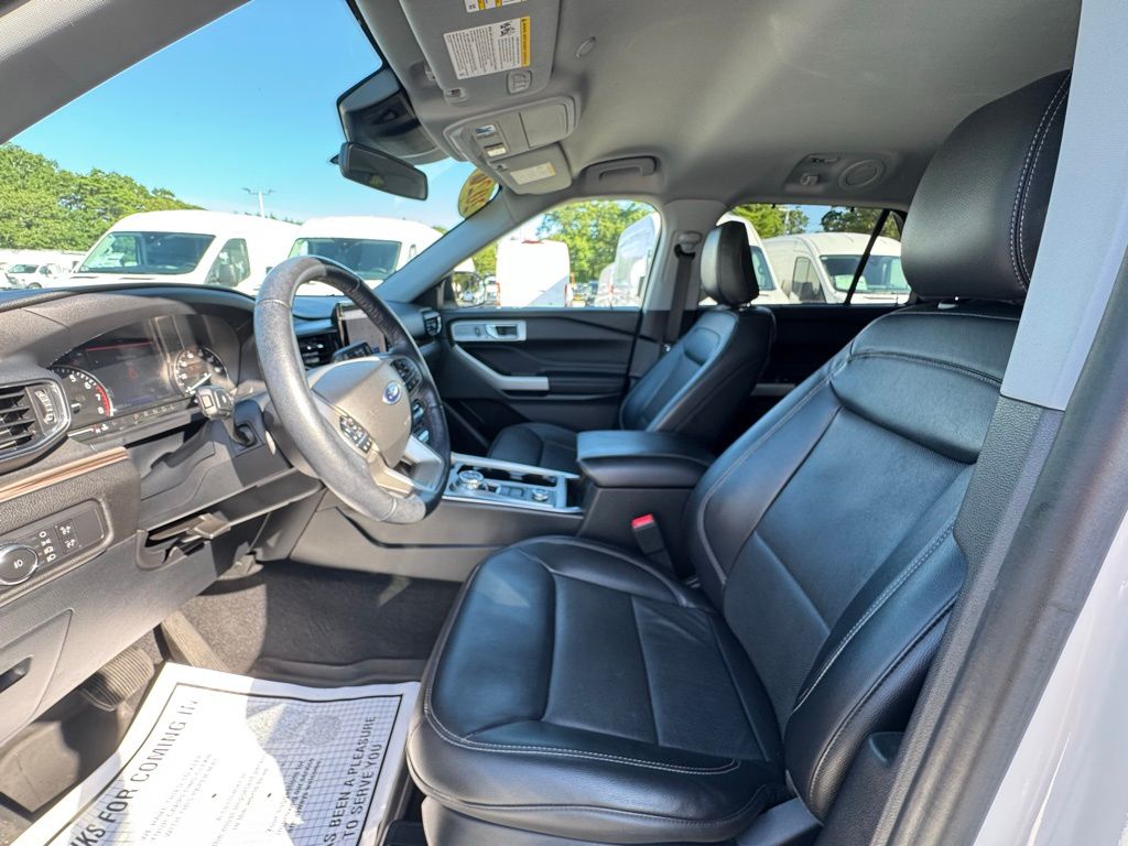 2022 Ford Explorer Limited - Photo 12