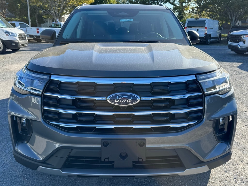 New 2025 Ford Explorer Active SUV