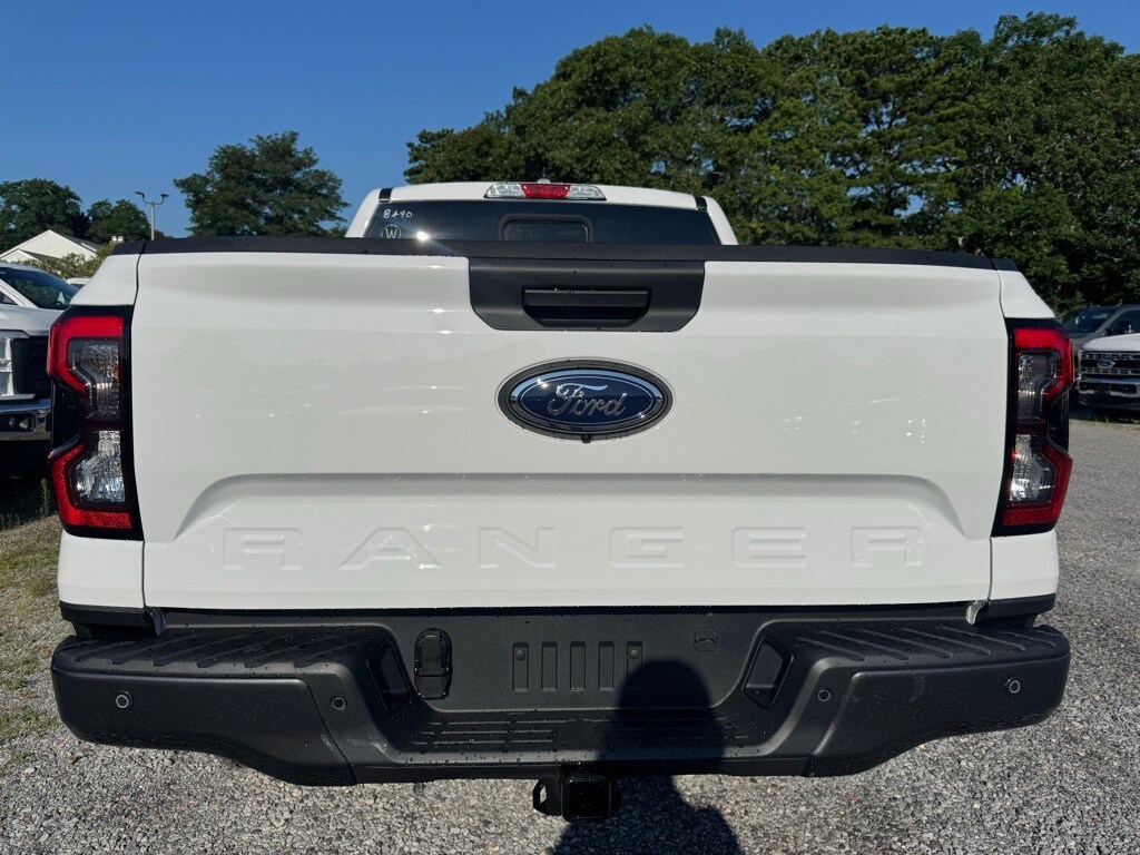 2025 Ford Explorer ST-Line photo 3