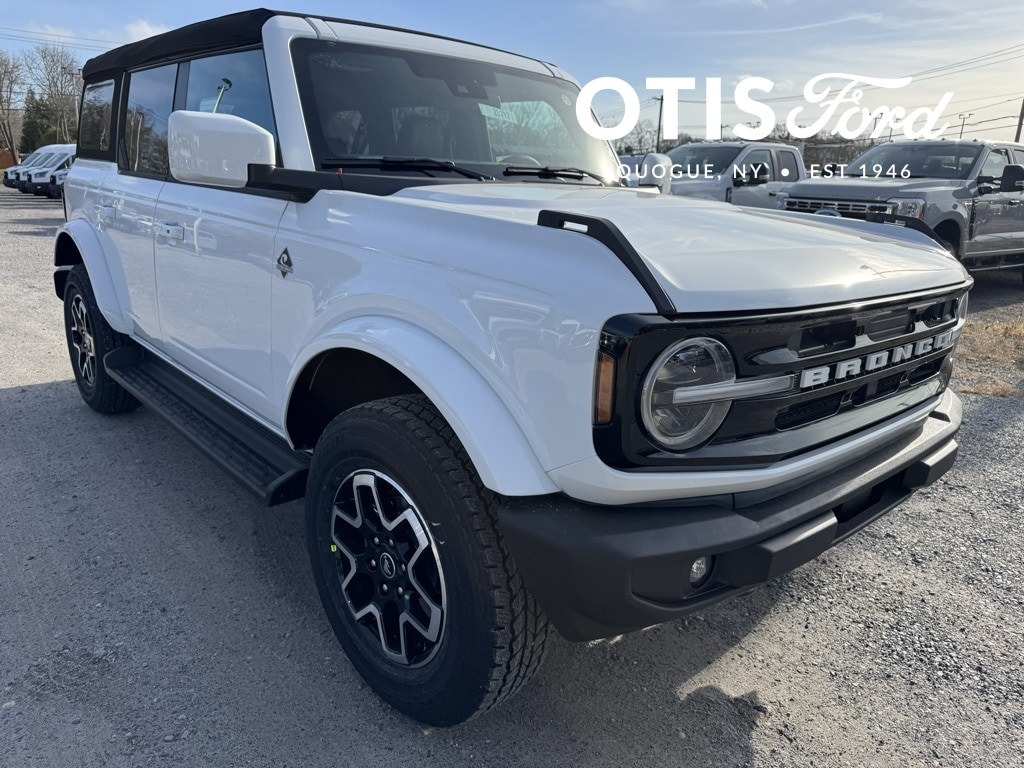2025 Ford Bronco 4-Door Outer Banks's photo