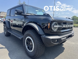 2025 Ford Bronco Outer Banks SUV