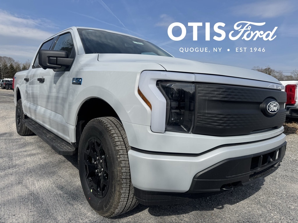 2025 Ford F-150 Lightning XLT's photo