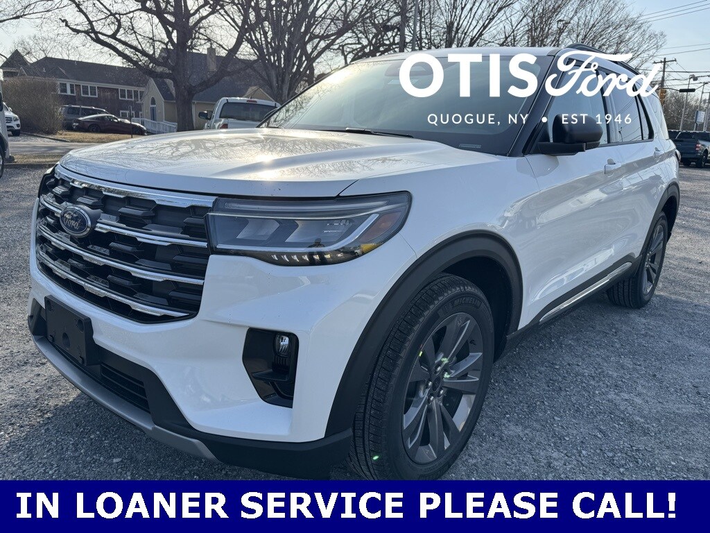 2025 Ford Explorer photo 3