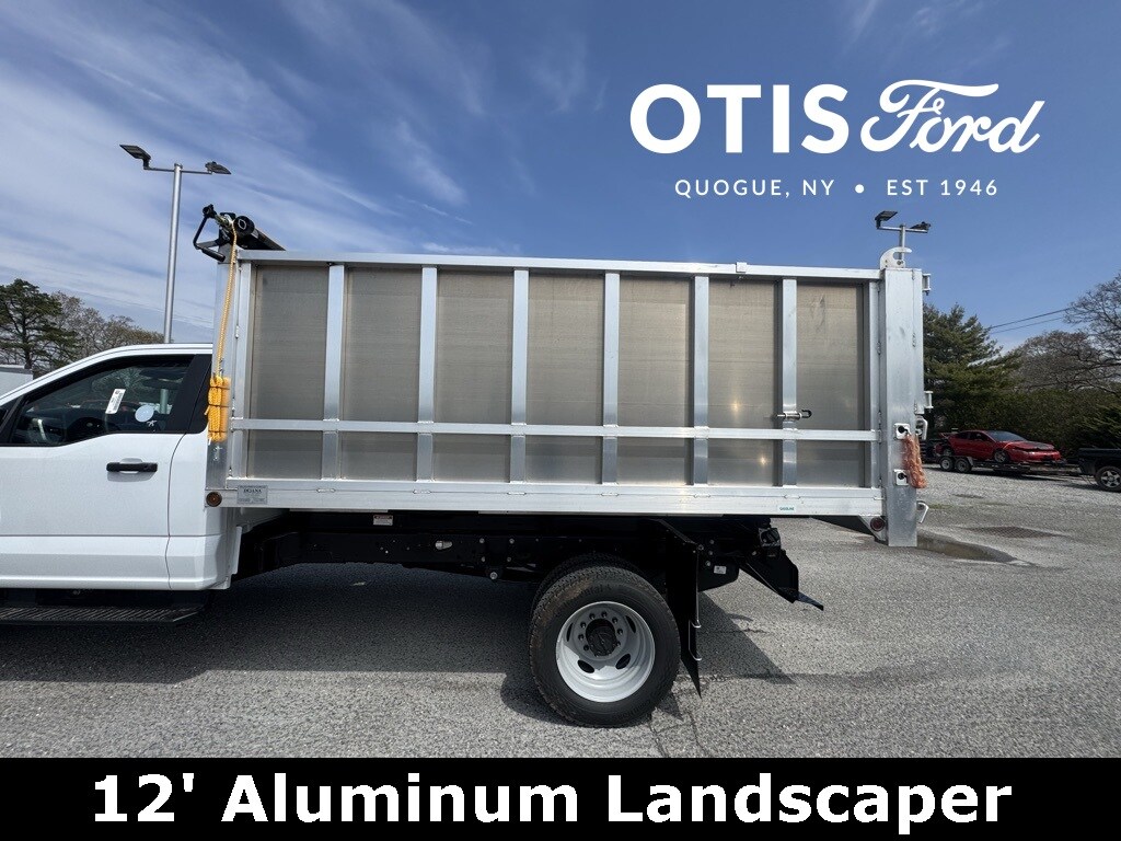 2025 Ford F-450 XL photo 2