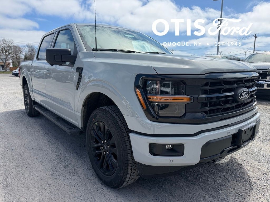 New 2026 Ford F-150 XLT Truck SuperCrew Cab