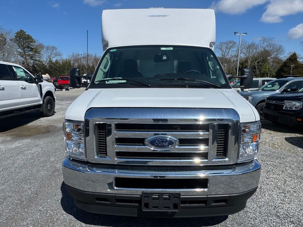 2025 Ford E-350 Base photo 2