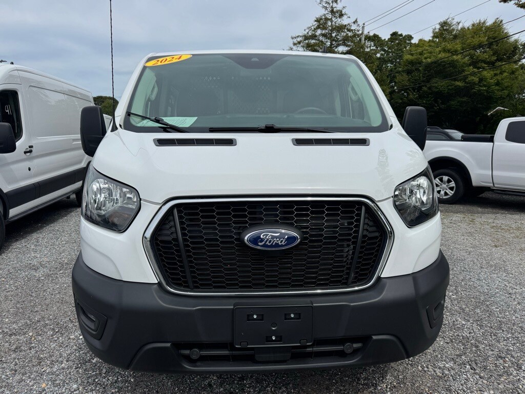 2024 Ford Transit photo 2