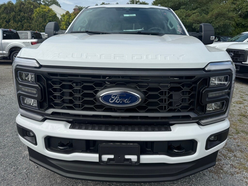2026 Ford F-350 XL photo 2